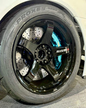 Load image into Gallery viewer, R35 GTR Carbon Ceramic Brake Disc Upgrade - Nissan Skyline - R35 GTR